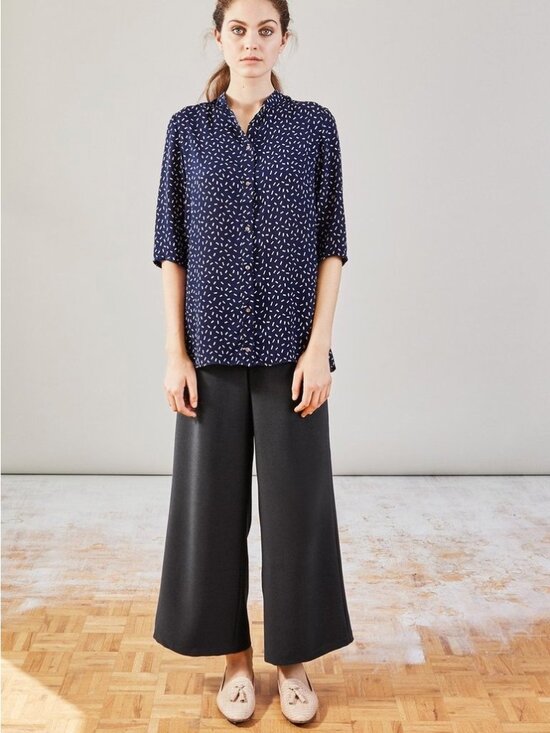 Dagg & Stacey Dash Flowy Blouse - Picture 2 of 8